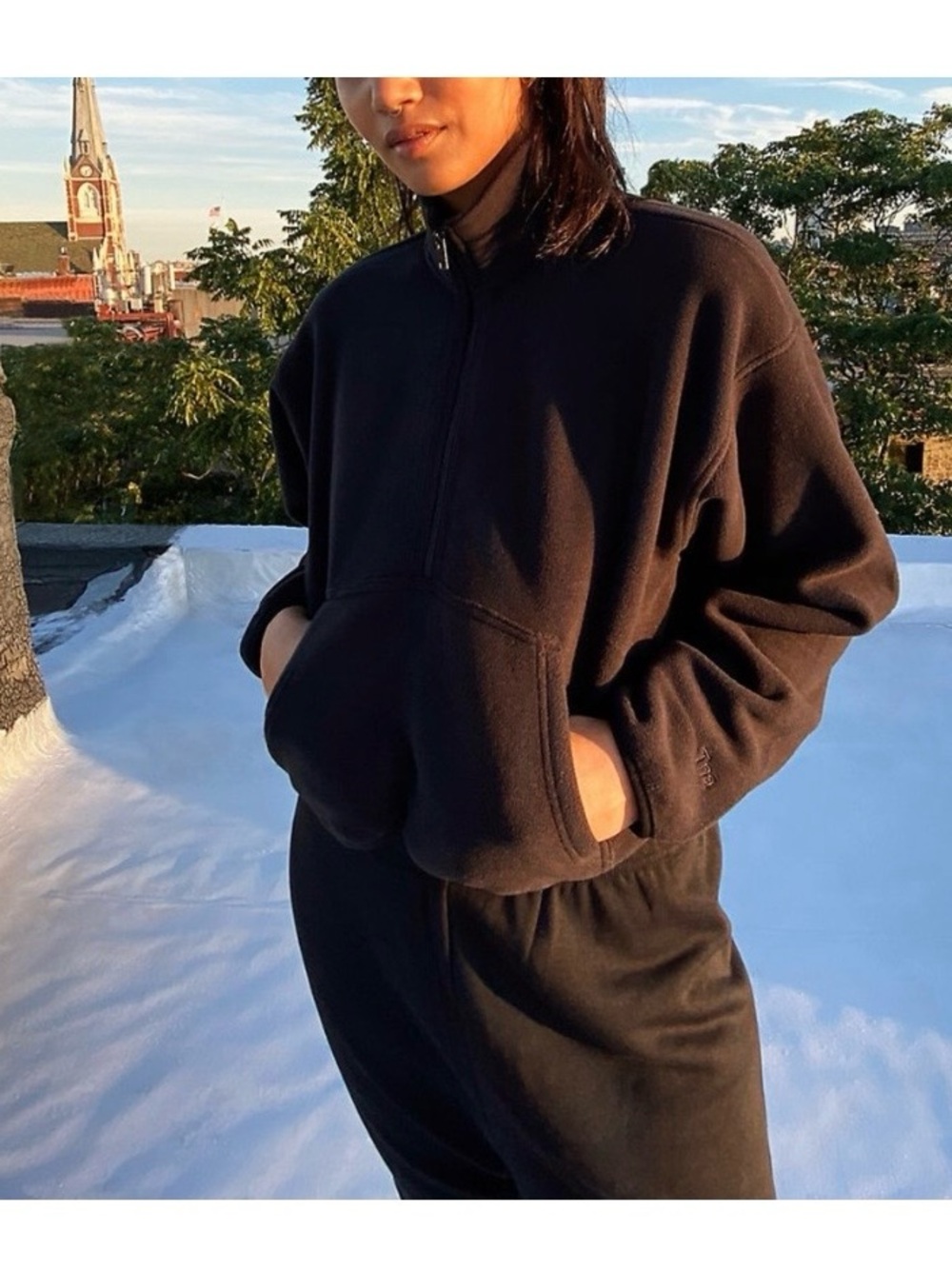 Aritzia TNA Polar Fleece Half Zip Pullover Sweatshirt Cropped Black size Medium